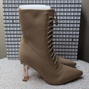 NIB Newbella Women Casual Breathable Elastic Ankle Boots Sz 9